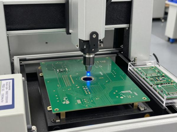 微孔之道：激光技术如何破解FPC铜基板加工难题，赋能本土智造升级